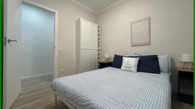Apartment on Passeig de la Zona Franca photo 5