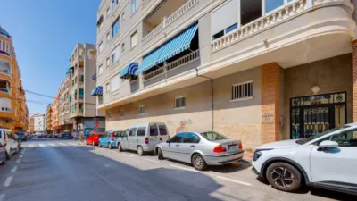 Pis – Torrevieja, Urbanización Calas Blancas - Vista 3