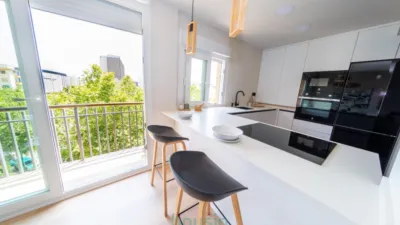 Apartment on Avenida de Kansas City photo 2