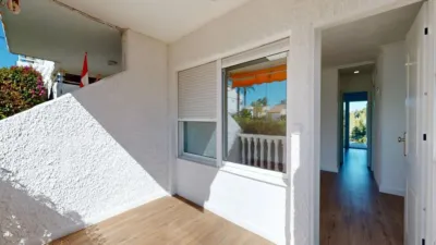 Apartment on Carrer de Manuel de Falla photo 5
