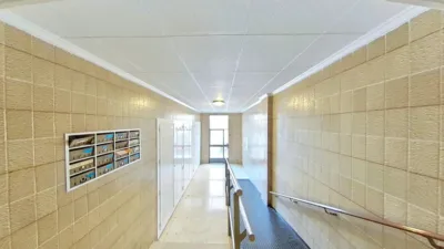 Apartment in Urban Core photo 33