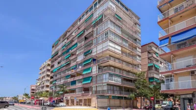 Apartment on Avinguda de Vicente Blasco Ibáñez photo 22