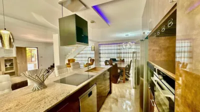 Chalet on Paseo Mayor, 1 photo 12