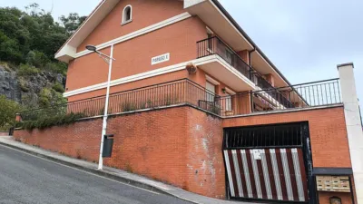 Townhouse in Castro-Urdiales photo 2