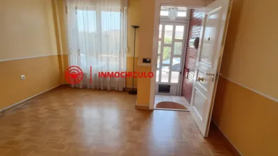 Townhouse in Villafría - La Ventilla - Castañares photo 4