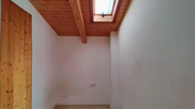 Attic in Centre photo 30