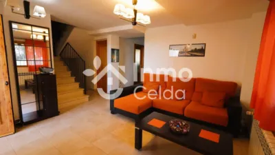 Semi-detached house on Calle Zaragoza S Perenchiza, No. 15 photo 6