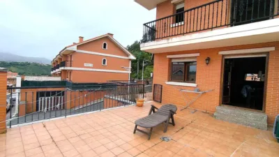 Townhouse in Castro-Urdiales photo 10