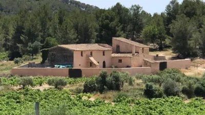 Rustic Finca in Can Lloses - Valles Altos photo 2