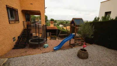 Chalet en Carrer Pinos photo 40