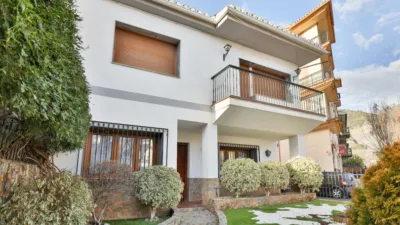 Terraced house on Avenida de Andalucía photo 2