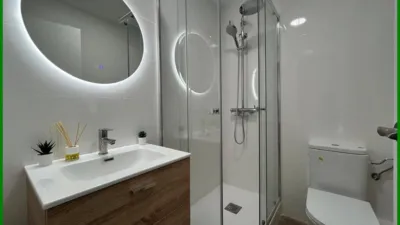 Apartment on Passeig de la Zona Franca photo 12