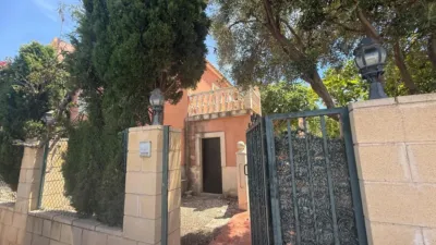 Chalet on Carrer El Taronger photo 14