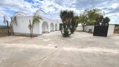 Chalet on Calle Partida Marina photo 5
