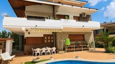 House on Carrer de la Falguera photo 2