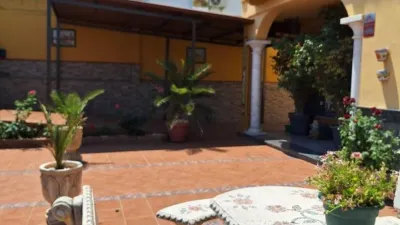 Chalet in Alcalá de Guadaíra photo 8