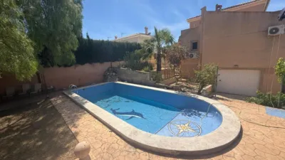 Chalet on Carrer El Taronger photo 10