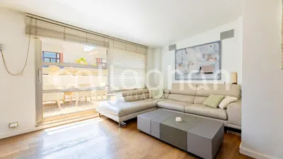 Penthouse on Cirilo Amorós Street photo 5