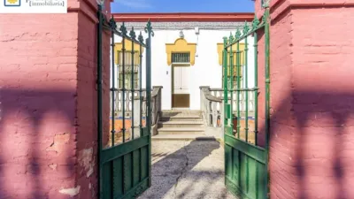 Chalet on Calle de Juan Gómez Torga photo 3