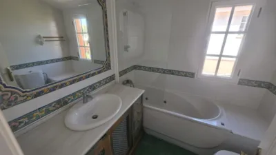 Casa en venta en Avenida Primero de Mayo, 26, Parque Holandés (La Oliva) de 298.900 €