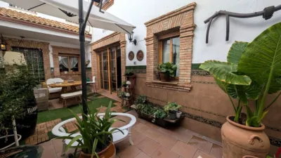 Chalet on Alberto López Poveda Street photo 12