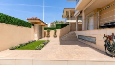 Chalet on Carrer Manacor photo 15