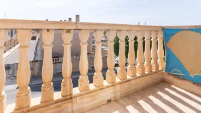 Terraced House in Carrer de Logroño photo 10