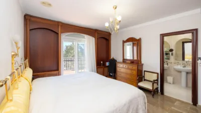 Chalet on Calle 163 Avenida de los Alamos photo 39