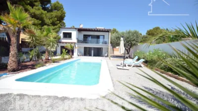 Chalet in Partida Enchinent photo 18
