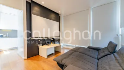 Penthouse on Cirilo Amorós Street photo 10