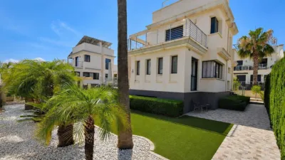 Chalet in La Zenia photo 5