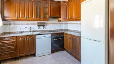 Terraced House in Carrer de Logroño photo 12