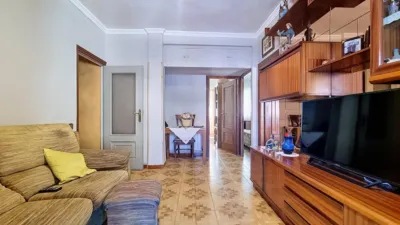 Apartment on Avenida de Carabanchel Alto photo 2