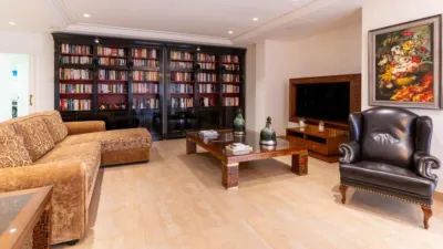 Chalet on Carrer Manacor photo 9