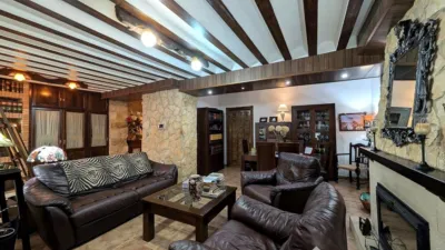 Chalet on Alberto López Poveda Street photo 2