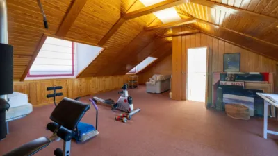 Chalet on Calle 163 Avenida de los Alamos photo 57