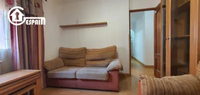 Flat on Calle de Fontiveros photo 2