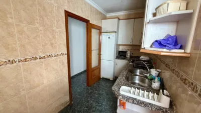 Apartment on Avenida de Pablo Iglesias photo 34