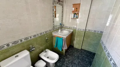 Apartment on Avenida de Pablo Iglesias photo 28