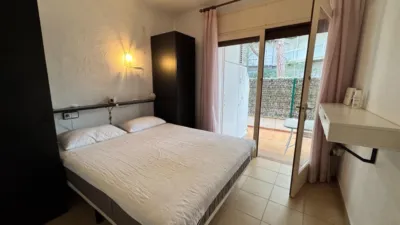 Apartment on Carrer de l'Empordà photo 53