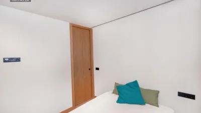 Apartment on Calle Tesifonte Gallego photo 8