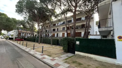 Apartment on Carrer de l'Empordà photo 3