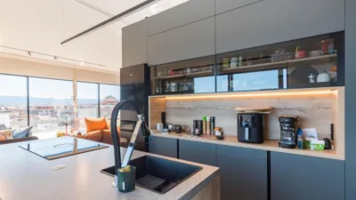 Penthouse on Manuel Sanchez Baena Man Street photo 11