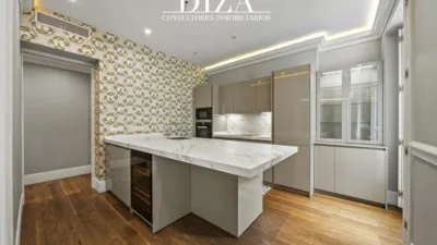 Apartment on Calle del Conde de Aranda photo 16