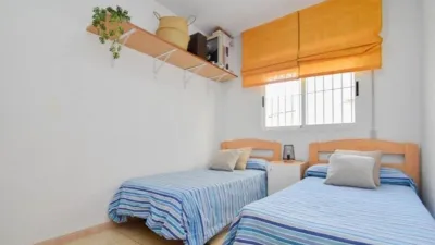 Apartment in Zaidín photo 33