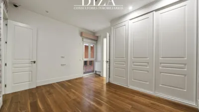 Apartment on Calle del Conde de Aranda photo 29