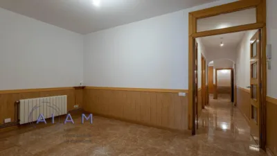 Apartment in Centre photo 13