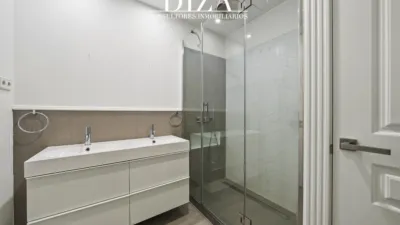 Apartment on Calle del Conde de Aranda photo 39