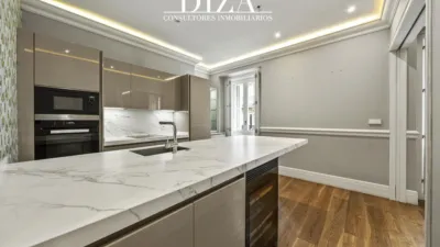Apartment on Calle del Conde de Aranda photo 17