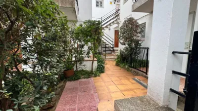 Apartment on Carrer de l'Empordà photo 38